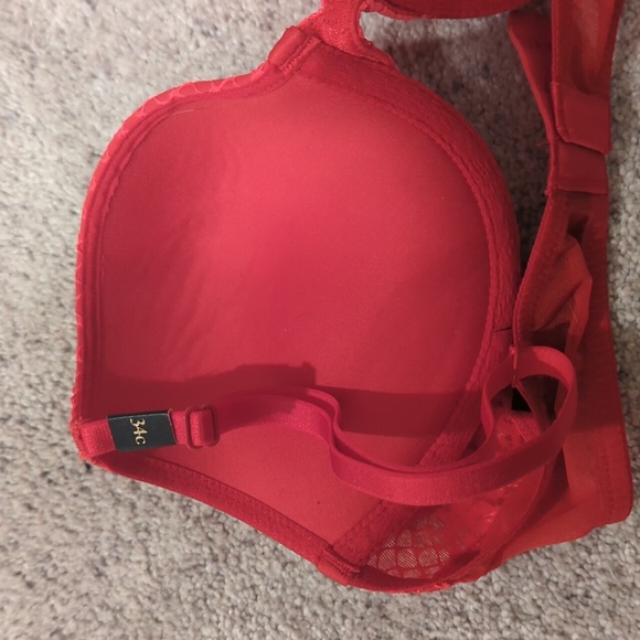 Victoria's secret 34C red push up bra - Picture 3 of 4